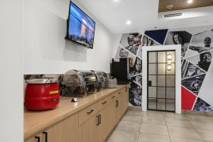 Kuchyň nebo kuchyňský kout v ubytování Lake Placid Inn Boutique Hotel + 15 fotografií