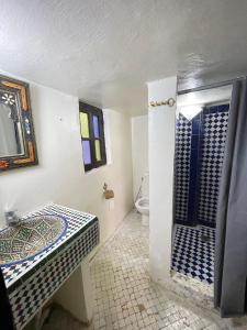 Un baño de Dar Atlantic 107 fotos más