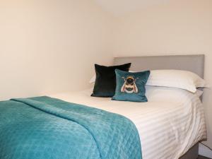 Postel nebo postele na pokoji v ubytování Lannlyvri Lodge