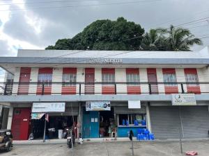 Το κτήριο όπου στεγάζεται  η παραθεριστική κατοικία