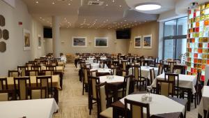 Restaurace v ubytování Apartamenty Baltic Horst Basen & Restauracja