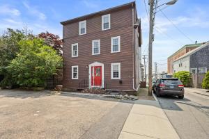 Budova, kde se prázdninový dům nachází