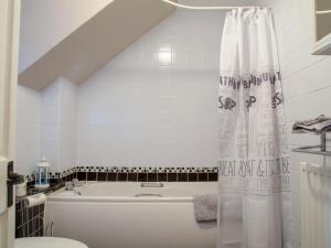 Koupelna v ubytování Hayloft-E2699 + 19 fotografií