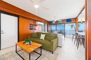 Posezení v ubytování Oceanfront Kona Haven with Sunset Lanai