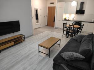 TV a/nebo společenská místnost v ubytování Good 5