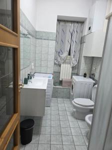 Koupelna v ubytování Lady's house