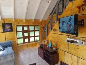 Nhà bếp/bếp nhỏ tại Cabaña el bosque de la bruja