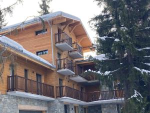 Το κτήριο όπου στεγάζεται  το σαλέ