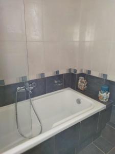 Gallery image of Babis Relax House in Chalkida in Saint Minas