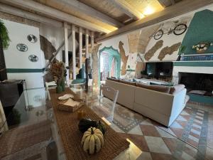 Η κουζίνα ή μικρή κουζίνα στο Casolare Vignali