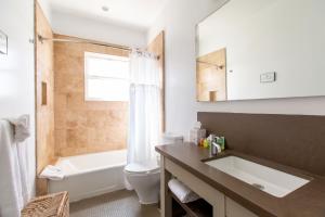 Koupelna v ubytování Su Casa at Venice Beach + 65 fotografií