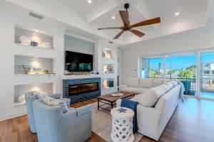 TV a/nebo společenská místnost v ubytování Turtle Time by Sun Palace Vacations