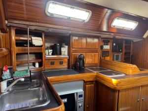 Køkken eller tekøkken på Yate Rock & Roll + 32 billeder