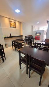 Η κουζίνα ή μικρή κουζίνα στο Hotel Aliança +11 φωτογραφίες