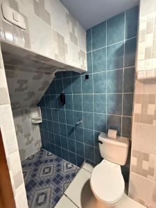 Koupelna v ubytování Las Palmeras OceanView Hotel and Dive Center + 87 fotografií