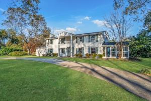 Κήπος έξω από το Carolina Pickleball & Pool House 5 Bedroom