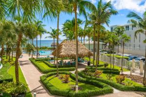 Κήπος έξω από το Tides Miami 2BR Condo on the beach