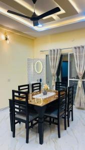 Φωτογραφία από το άλμπουμ του Elite Luxury Homestay στο Χιντεραμπάντ