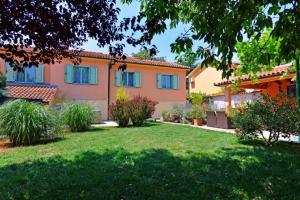 Zahrada ubytování Villa Steffani In Kapelica, Istrien Mit Pool