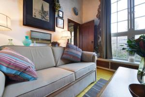 Χώρος καθιστικού στο 'Het Atelier' by the sea and 300ha woods +43 φωτογραφίες