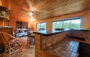 Φωτογραφία από το άλμπουμ του 2 Bedroom Amazing Home In Pays De Belvès σε Belvès +13 φωτογραφίες