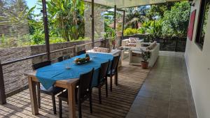 Balkón nebo terasa v ubytování Le murmure des vagues - Guest House - Tahiti iti