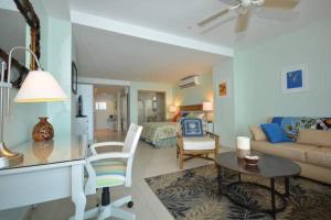 Gallery image of Solarium at Coronado Bay Oceanfront Apartments in Playa Coronado