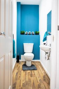 Koupelna v ubytování Luton Grove