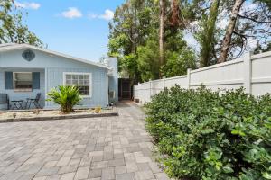 Κήπος έξω από το PRIVATE STUDIO