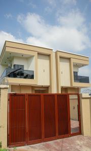 Το κτήριο όπου στεγάζεται  η παραθεριστική κατοικία