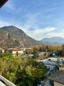 Nespecifikovaný výhled na hory nebo výhled na hory při pohledu z apartmánu