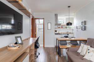 Køkken eller tekøkken på Refúgio Urbano - Asa Sul - Proximo a Embaixadas - Centro - 1 quarto