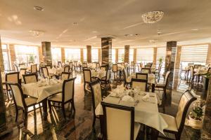 Εστιατόριο ή άλλο μέρος για φαγητό στο Miraj Resort