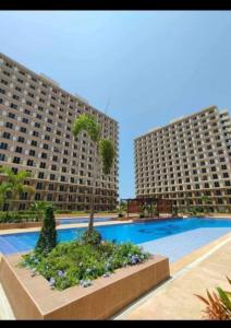 Πισίνα στο ή κοντά στο Oshanbyu Transient Home