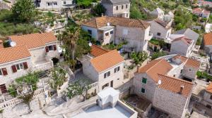 Bygningen som feriehuset ligger i