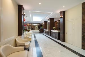 Χώρος καθιστικού στο Ivy Luxury Hotel Ha Noi