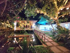 Κήπος έξω από το Casa Lily of Hermosa