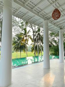 Bazén v ubytování Legato House nebo v jeho okolí + 7 fotografií