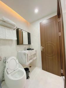 Koupelna v ubytování Six Brothers Boutique Hotel