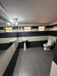 Ένα μπάνιο στο Rumah Aster,Zaki's Residence, Marang Terengganu +33 φωτογραφίες