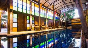 Bazén v ubytování Pak Ping Ing Tang Boutique Hotel nebo v jeho okolí