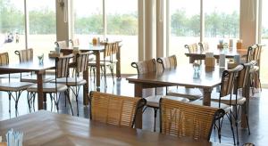 Restaurace v ubytování Nest West Garden Tosa Hotel