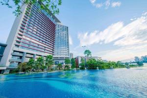 Πισίνα στο ή κοντά στο Enping Yucca Hotel