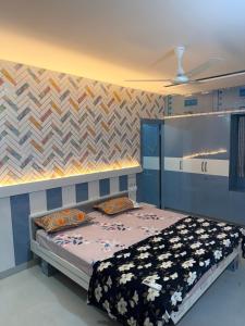 Postel nebo postele na pokoji v ubytování Cozy home stay