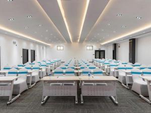 Οι επιχειρηματικές εγκαταστάσεις ή/και οι αίθουσες συνεδριάσεων στο Xana Hotelle Tangshan North Railway Station