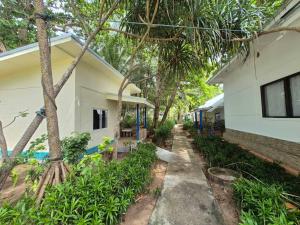 Zahrada ubytování Lanta Island Resort