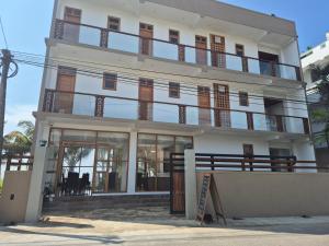 Afbeelding uit fotogalerij van Blue Corals Beach Bungalow in Madihe East +102 foto's