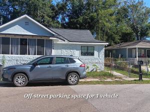 Το κτήριο όπου στεγάζεται  το διαμέρισμα