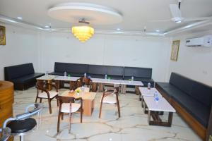 Posezení v ubytování Rama Grand Palace