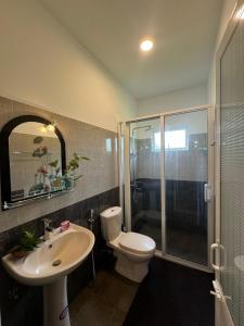 Gallery image of Euphoria Villa in Hikkaduwa +3 photos